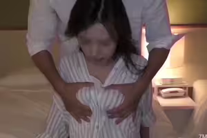 fc2-ppv 4820557 【優惠至月底/瘦臉馬賽克套裝發售】35歲的漂亮熟女太妖艷了。瘦臉馬賽克完整版| FC2電子市場