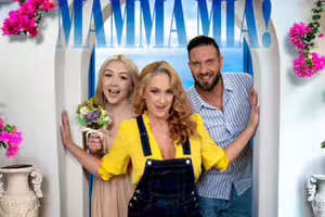 Wendy Raine, Eva Nyx – Memories Cumming to My Mind