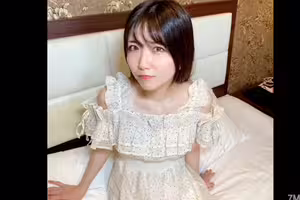 fc2-ppv 4756335 ★未經審查的獎金♀174，我遇到了一個可愛的美女，給了我一個纏綿的夏天，而奶油是我的關鍵。正如預期的那樣，Mange Bow！ p to m sex都會在您的貓中每次都會清潔tachipo♡