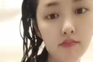 台湾性感极品美女李娜娜裸播日常洗澡自慰