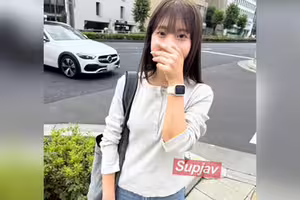 FC2PPV 4939002 【8/3迄 1132pt迄】あどけなさ漂う19歳 看護額生＼(^o^)／愛嬌抜群♡童顔美●女による無邪気なご奉仕に大興奮♡プルンっと弾ける青春ボディを前から後ろから舐めまくり挿れまくり2連続生種付け【LIVE
