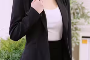 先輩女子社員は人の家庭を崩壊させるエロい悪魔だった！