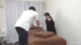 fc2-ppv 4864926 ♡3/29迄半價！【無/生中出】又有一位身材高挑、氣質出眾的美麗OL來店消除工作疲勞。她有著緊實的身體，是位超棒的回頭客。