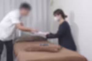 FC2-PPV-4799035 ♡12/3迄半額！【無/半ナマ】とても綺麗で清潔感のある、スタイルもお肌も素晴らしいシングル〇ザーの女性がまた来店してくれました。リンパ詰まりをほぐしにいらしていただきました