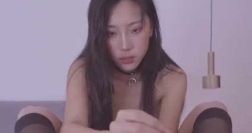 骑在男人的阴茎上直到高潮这是我最棒的锻炼方式