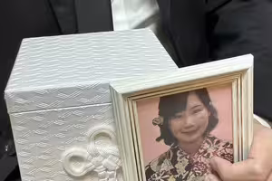 【速報】才說找到行銷賣片的訣竅⋯轉戰同人AV的她驚傳香消玉殞！ ... 