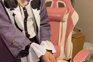 fc2-ppv 4809439 【Vtuber貓○○yu】持續肌肉訓練，進一步升級的雫醬獎勵處女中出 | FC2電子市場