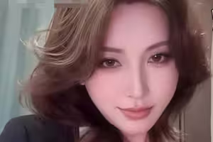 麻豆传媒映画・表姐你的逼好烫・我能不能内射进去
