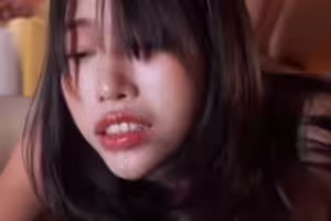 亚洲可爱妹子性约遇陌生人屁眼被狂操爆裂翻白眼颤抖潮喷-Miuzxc