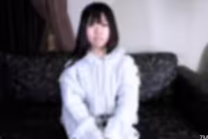 fc2-ppv 4832584 [素人的第一次拍攝] Eri (18) 即將變得成熟的素人素顏素顏拍攝。我通過口交將粘稠的中年精液射入她的嘴裡，讓她喝下，射精在她體內，並折磨她的肛門。| FC2電子市場