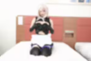 fc2-ppv 4938797 『本物Cosplayer/個撮』Fate/Grand Order的瑪修･基利艾特以女僕姿態開始服務❣極上口交讓人立即射精♡被玩弄H罩杯巨乳，陰道被搞得翻天覆地的傳奇級插入影片♡ | FC2電子市場
