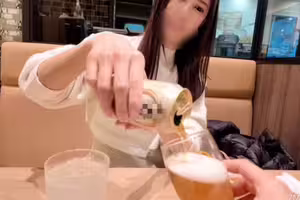 fc2-ppv 4723568 [特殊價格直到7月22日]日本最美麗的護士的上半年，在太陽升起之前四次做愛。
