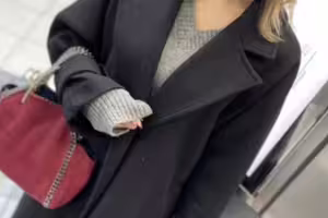 FC2-PPV-4756733 【個撮・レビュー特典あり】ロシア系クオーター美人の人妻さんがお困りなので救済しました。
