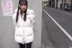 fc2-ppv 4863526 【街頭搭訕第三章】！在新宿搭上像川●奈的瘦美女成功。神腹肌＆最棒的細腰身材，超敏感小穴插入生陽具→激烈高潮內射！【海外版】附贈特典 | FC2電子市場