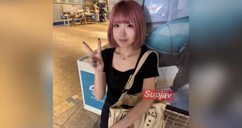 FC2PPV 4963159 【9/8迄1290pt】【初撮】19歳 150cm、39kg細身ボディの美人販売員。オトナの巨根で小さなカラダにぶっさして「どこでも気持ちいい！」と絶頂に達し何度も痙攣。締め付けマンコに中出し。LIVE