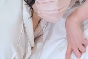 fc2-ppv 4692702 “是的，♡”脫下了她的內衣，這是一個公平，純淨的SSS級皮膚和純淨的，帶有振動器cums♡她被製造成一個令人毛骨悚然的人，但仍然變得毛骨悚然。