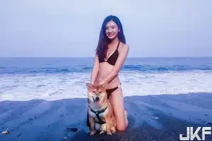 (正妹牆)纖細腰身讓人把持不住 蔣沛素 (正妹牆)纖細腰身讓人把持不住 蔣沛素