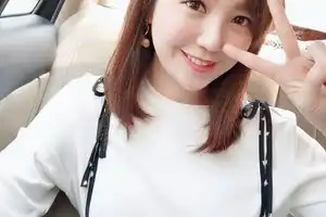 清純長相甜笑妹 簡懿佳 空靈仙女下凡 清純長相甜笑妹 簡懿佳 空靈仙女下凡