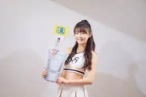(正妹牆)前uni-girl Yuri (正妹牆)前uni-girl Yuri