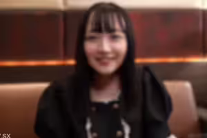 fc2-ppv 4739587 3天！一半！[第一次拍攝] [半室，半半張]在Con Cafe工作的神秘女孩是一個非常敏感且淫蕩的受虐狂的女人，喜歡她。她的毛茸茸的貓，神秘的眼睛尖銳的眼睛，陰莖喚醒了她的陰莖，陰莖同時使用四個射精的陰莖非常好。