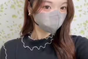 fc2-ppv 4812512 【完全素人】害羞的19歲JD，風格超可愛。巨大的中出，同時被壓力削弱...... | FC2電子市場