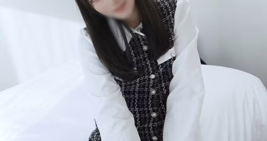 FC2PPV 4920811 【初撮り顔出し】田舎栃木から上京したての、清楚な音大生なこちゃんデブハゲキモオジの溜まりきった白濁汁を膣内に注ぎ込まれ受精不可避。
