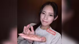 FC2PPV 4933213 【無】アイドル顔負けのスレンダー美女との生々しい避妊なし中出し本気セックスの極秘映像『八掛〇み』【特典で高画質】【限定販売】LIVE