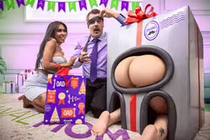 Jena LaRose, Mila Milkshake – The Perfect Father’s Day Gift? Just Wrap His Wife’s and Stepdaughter’s Butts