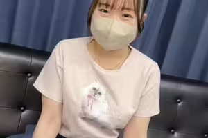 FC2-PPV-4751534 【完全素人初撮り】経験極浅めっちゃ可愛い18歳♡このルックスで巨乳Fカップは本当に堪りません！生挿入中出しにガチで困惑。特典有り