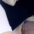 强上来借厕所的邻居小少妇