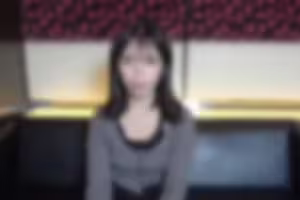 FC2-PPV-4773874 【個人撮影/素人】（本編顔出し）2〇歳ゆ〇ちゃん。むっちり体型ロケットおっぱいの不思議系美女。ふわふわ美乳とピンク色の乳首がどエロい。生ハメしながら真っ白Bodyをたっぷり堪能