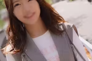 fc2-ppv 4804573 ★沾滿精液★G罩杯★抱起來好舒服★調皮調皮的巨乳美容師(24)中出x②(Naamin)| FC2電子市場