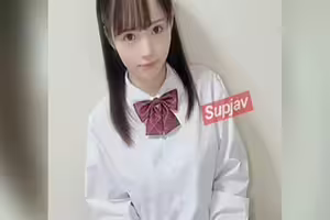 FC2PPV 4828665 [首次發布僅需980積分，剩余2025積分] 一位真正著名的天使偶像降臨FC2。她離開前拍攝的驚人影像，展現了她懷孕的畫面。提供極致4K美版 [有]